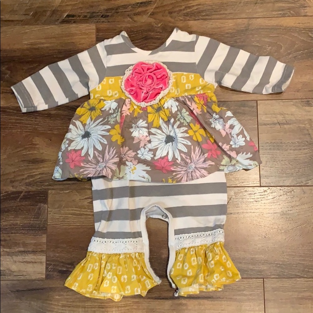 Peaches n Cream outfit